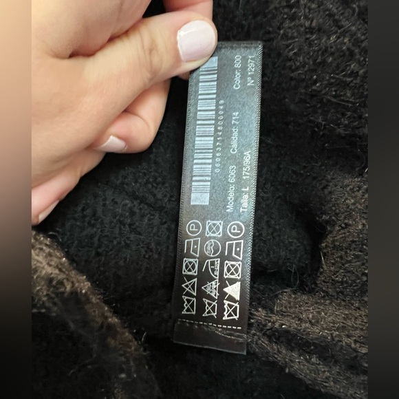 NWOT Massimo Dutti boucle sweater/jacket - Picture 5 of 6